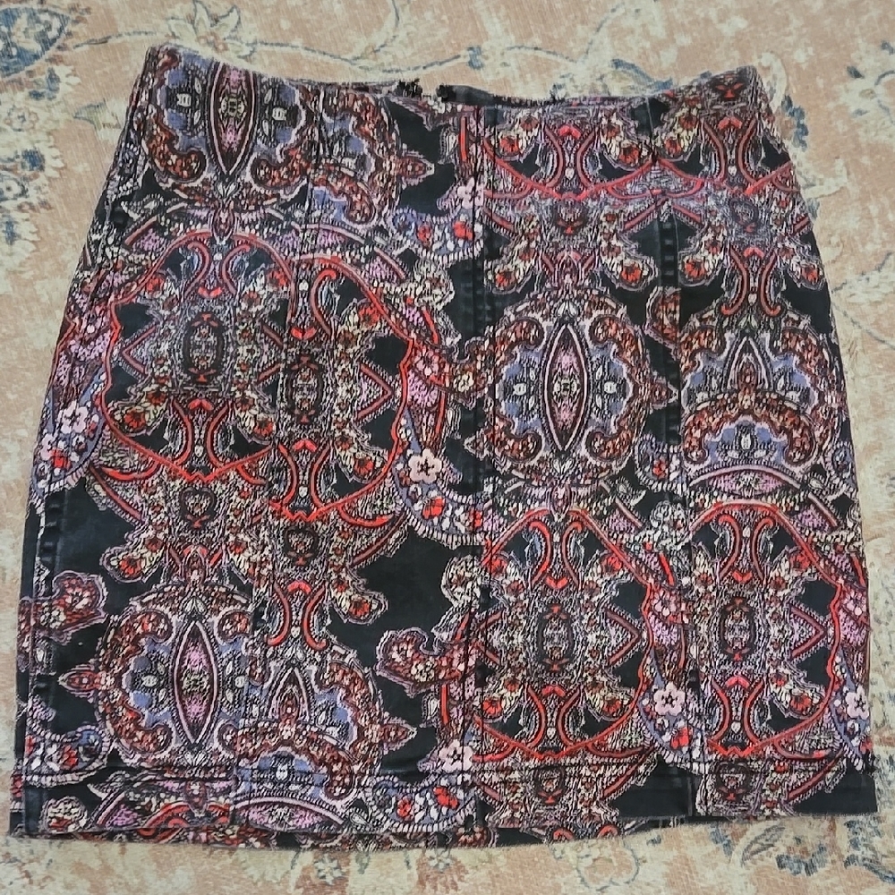 Free People Navy Red Black Paisley Print Mini Skirt Cotton Blend Stretch  2 EUC